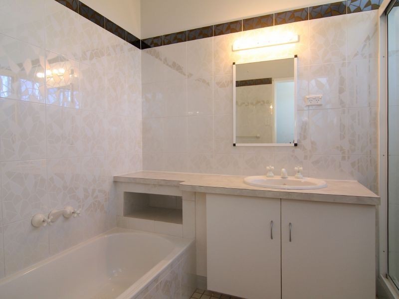 5 Marcus Close, Cairns QLD 4870