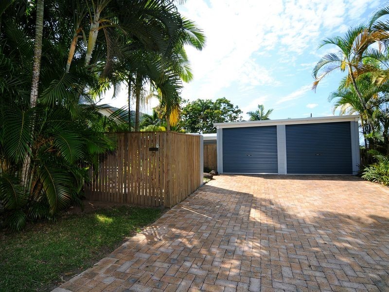 7 Fuscia Court, Mooroobool QLD 4870