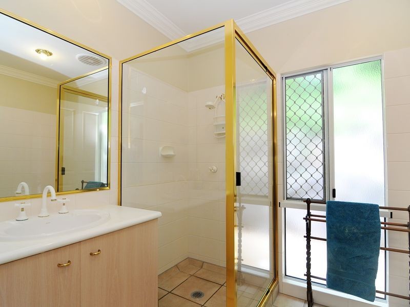 70 Summer Hill Drive, Mooroobool QLD 4870