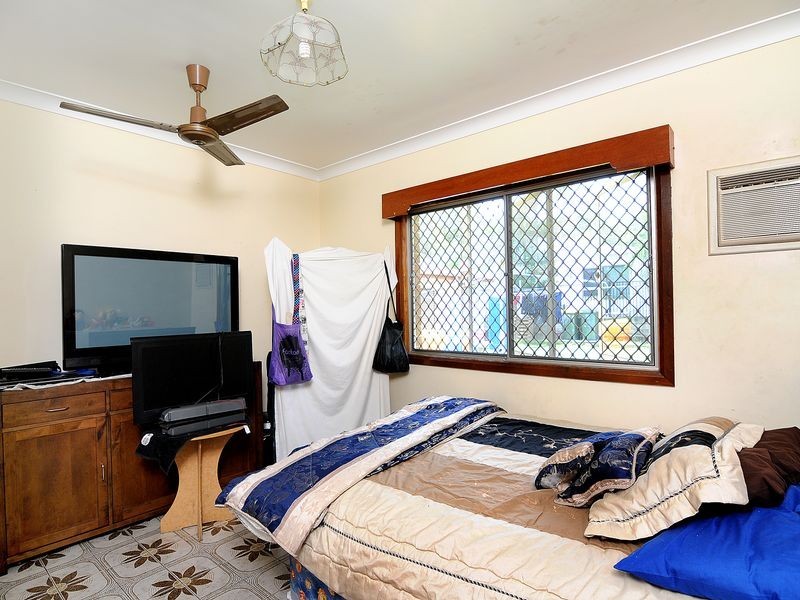 7 Carnation Drive, Mooroobool QLD 4870