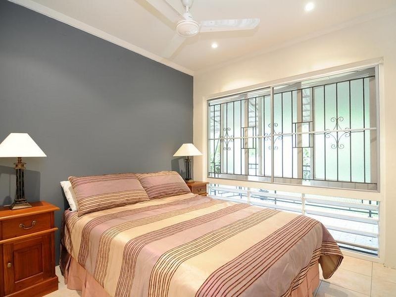 1 Byrnes Close, Whitfield QLD 4870
