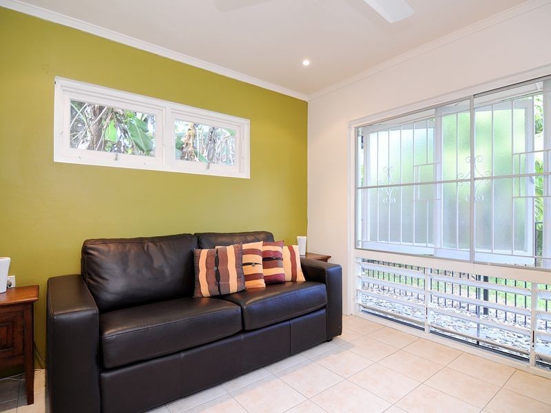 1 Byrnes Close, Whitfield QLD 4870