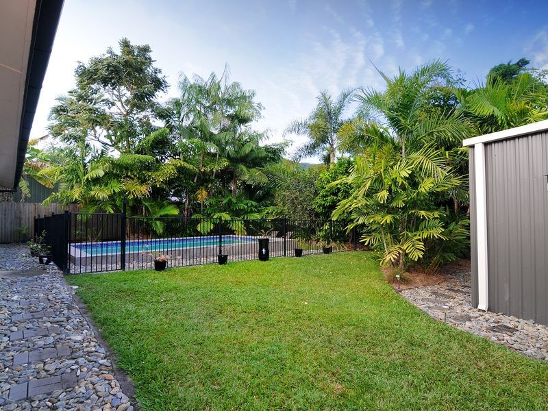 1 Byrnes Close, Whitfield QLD 4870