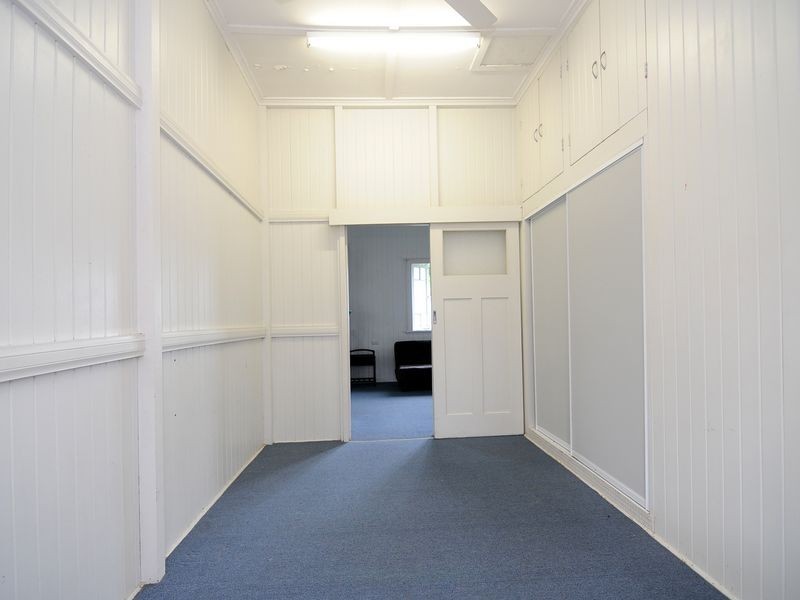 283 Pease Street, Edge Hill QLD 4870