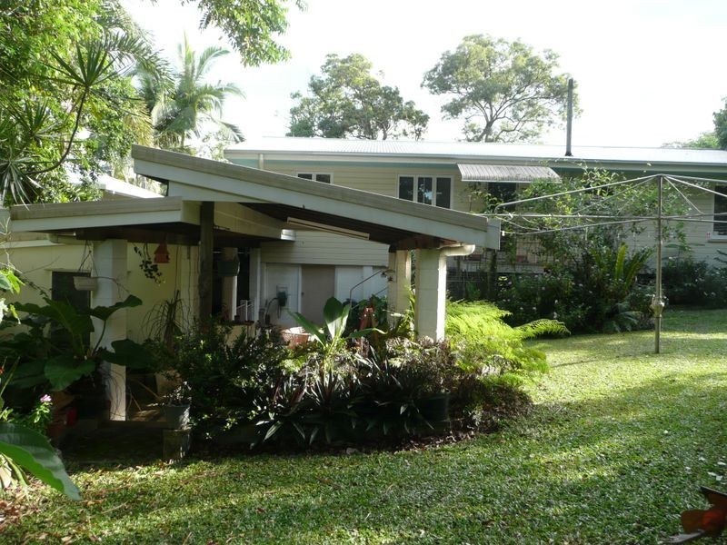 88 MacIlwraith Street, Manoora QLD 4870