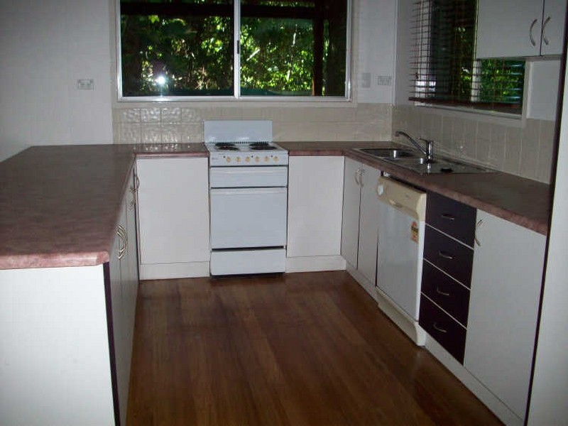 9 Mason Street, Stratford QLD 4870