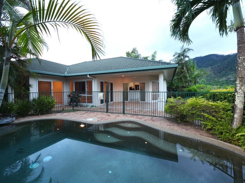17 Greenock Way, Brinsmead QLD 4870