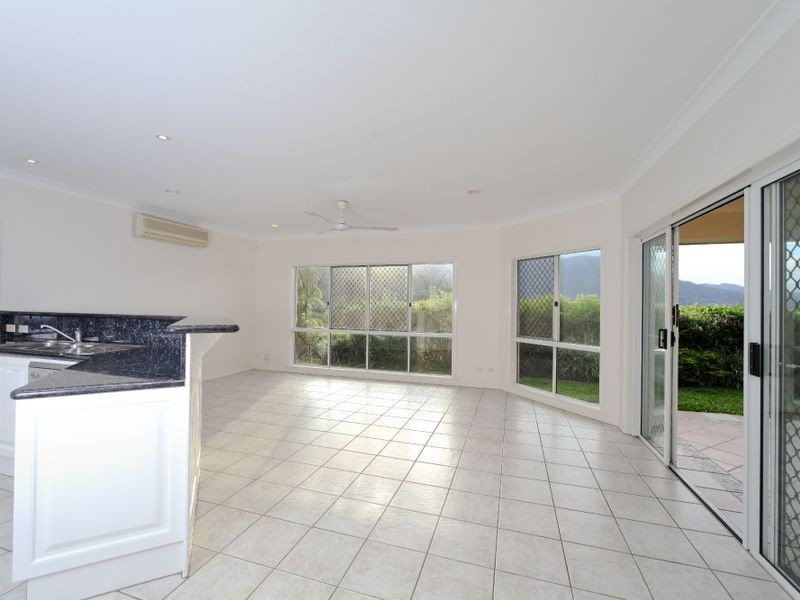 17 Greenock Way, Brinsmead QLD 4870