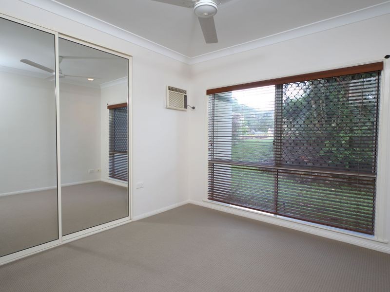 17 Greenock Way, Brinsmead QLD 4870