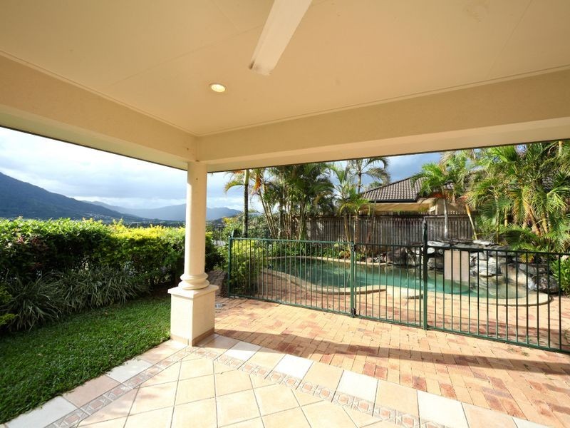 17 Greenock Way, Brinsmead QLD 4870