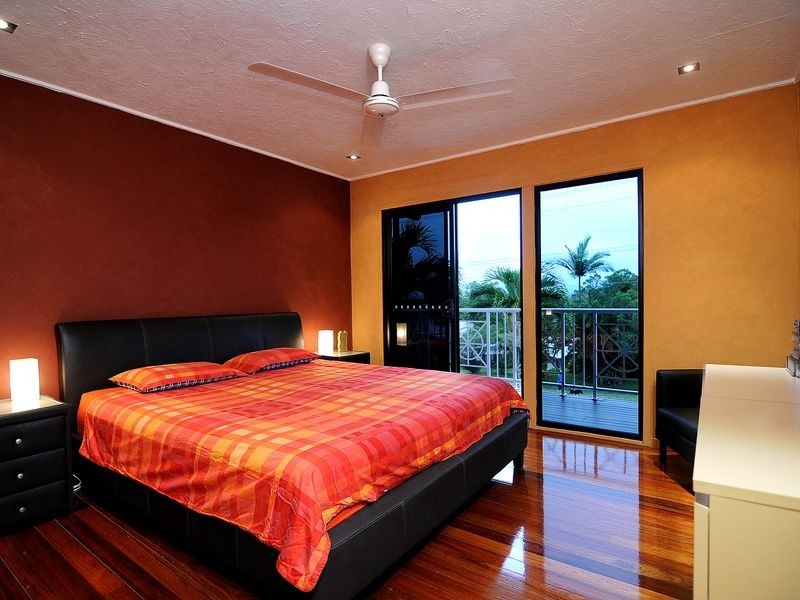 10 Sommerville Crescent, Whitfield QLD 4870