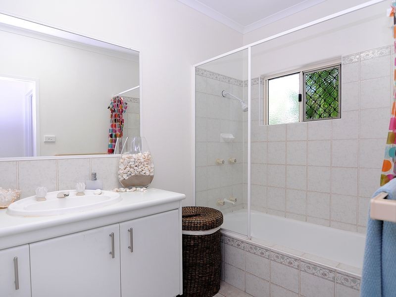 3 Windamere Close, Brinsmead QLD 4870