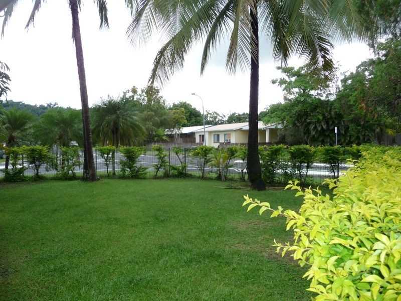 1 Slathiel Street, Brinsmead QLD 4870