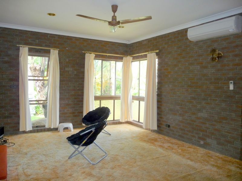 17 Shannon Drive, Woree QLD 4868