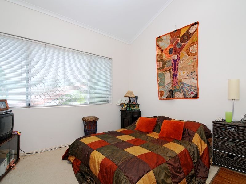 8/64 Charles Street, Manunda QLD 4870