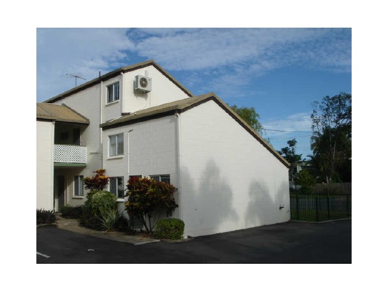 12/116 Greenslopes Street, Edge Hill QLD 4870