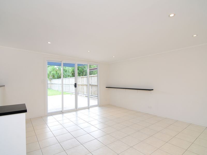 27 Mazlin Street, Edge Hill QLD 4870