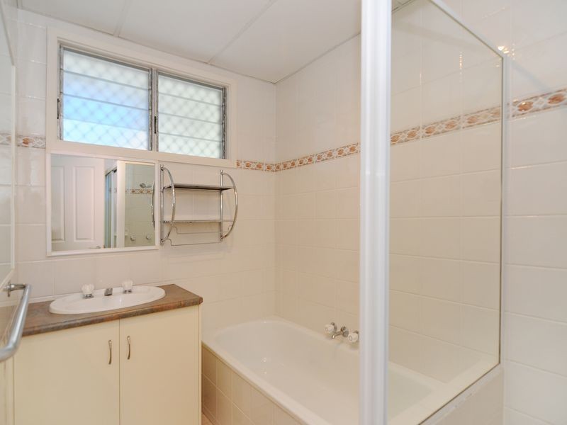 27 Mazlin Street, Edge Hill QLD 4870