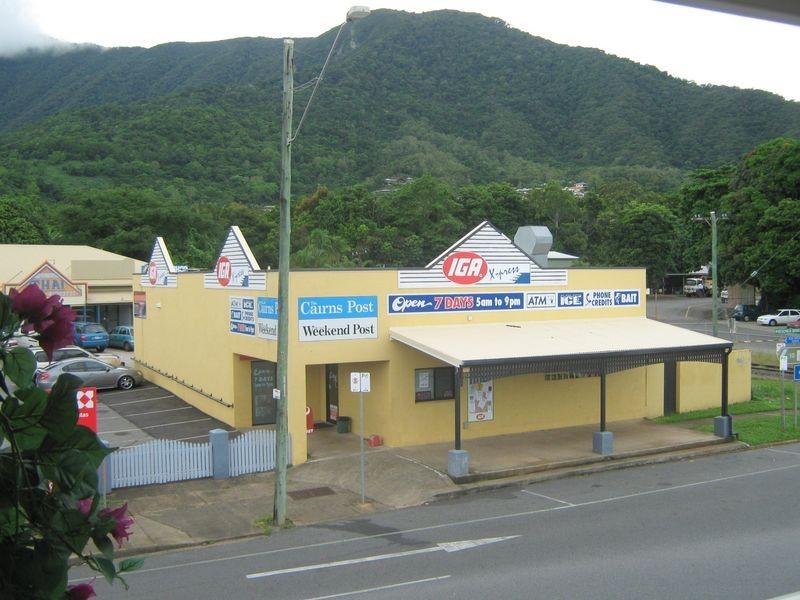 2/2 Intake Road, Redlynch QLD 4870