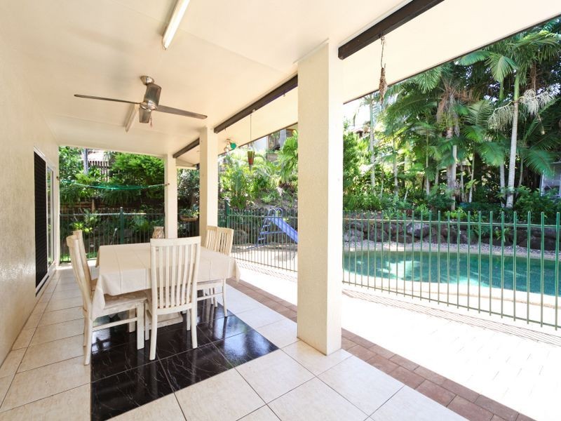 2 Wheeler Court, Brinsmead QLD 4870