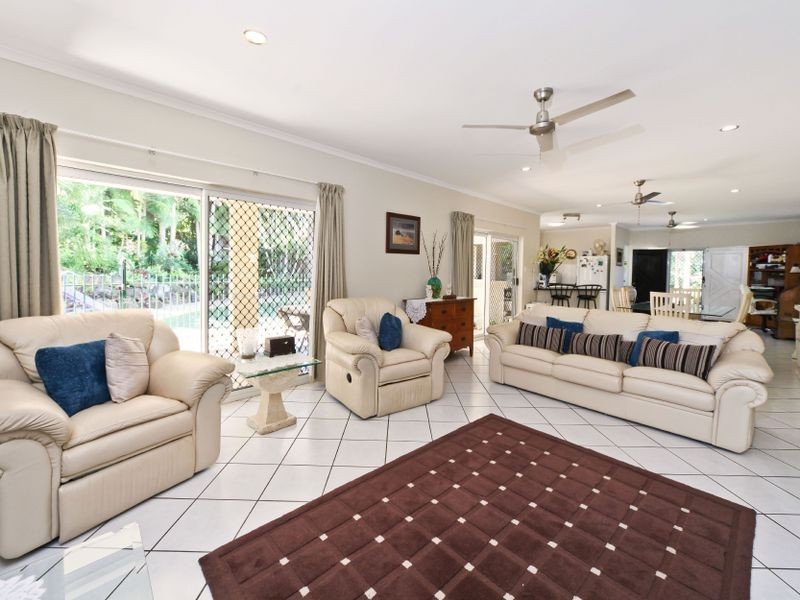 2 Wheeler Court, Brinsmead QLD 4870