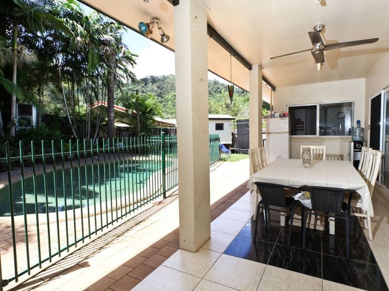 2 Wheeler Court, Brinsmead QLD 4870
