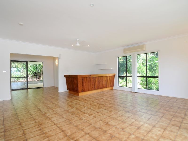 7 Atherton Street, Whitfield QLD 4870