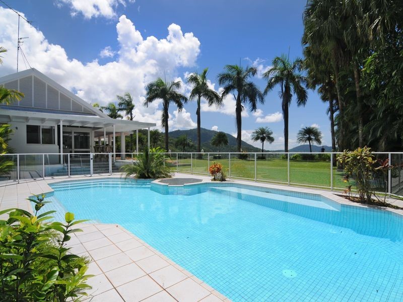 29 Falcon Street, Cairns QLD 4870