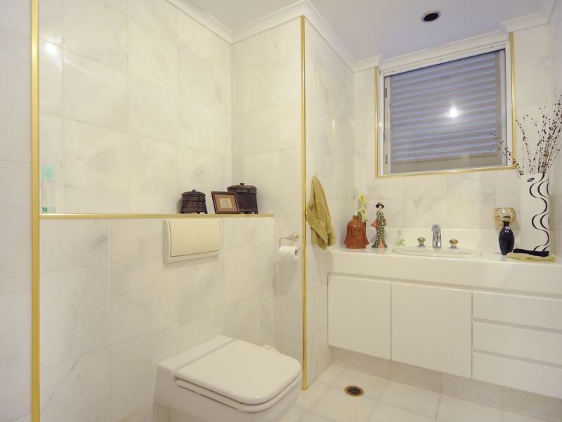 29 Falcon Street, Cairns QLD 4870