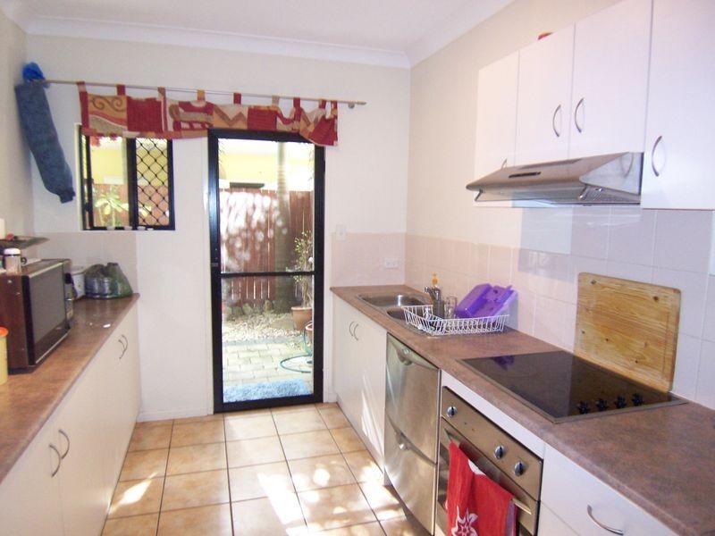 6/3 Stratford Parade, Stratford QLD 4870