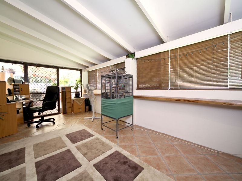 34 Bamboo Street, Holloways Beach QLD 4878
