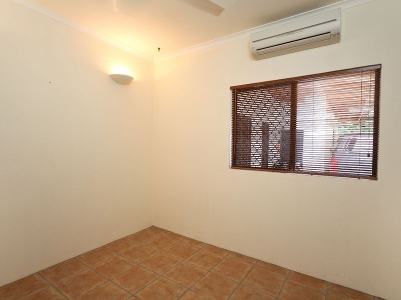 34 Bamboo Street, Holloways Beach QLD 4878