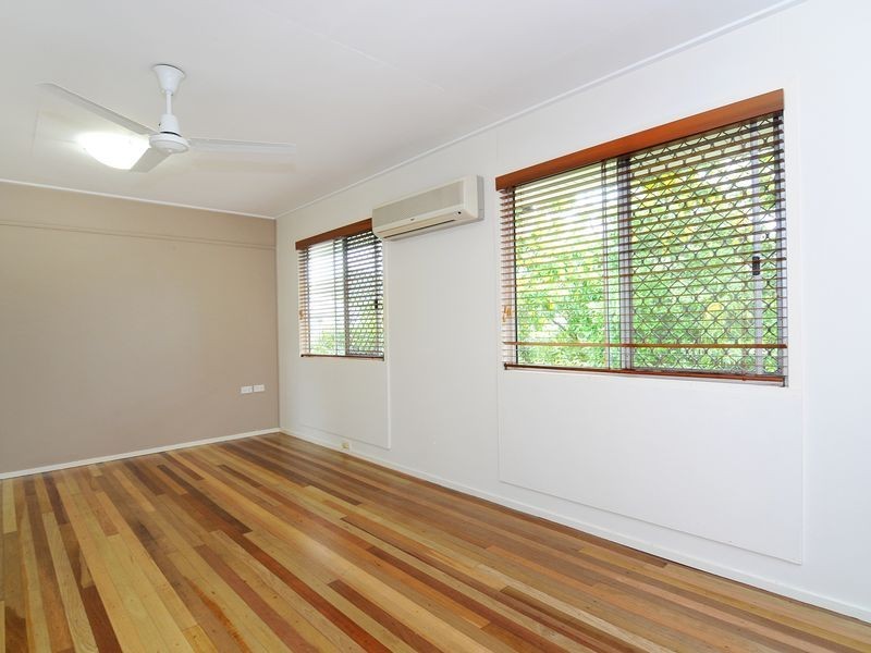 69 Jensen Street, Manoora QLD 4870