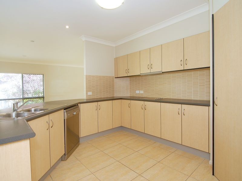 10 Taringa Street, Brinsmead QLD 4870