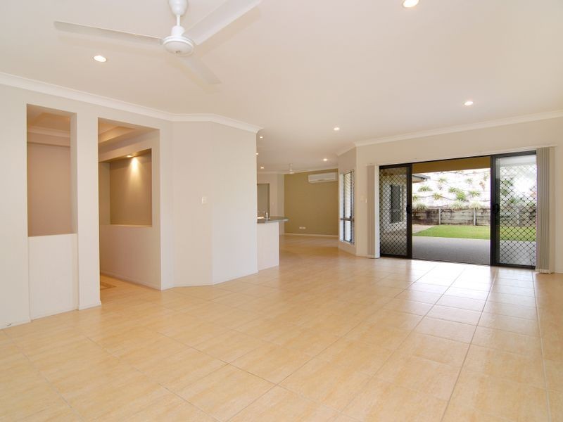 10 Taringa Street, Brinsmead QLD 4870