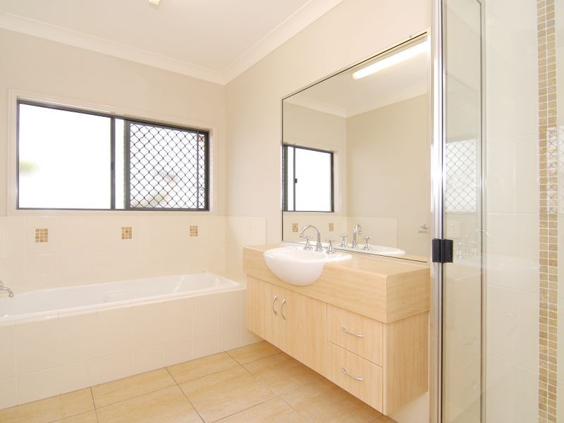 10 Taringa Street, Brinsmead QLD 4870