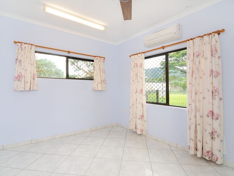 5 Henley Street, Earlville QLD 4870