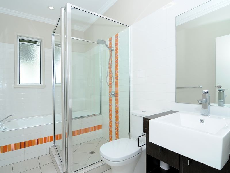 10 Nolan Street, Whitfield QLD 4870