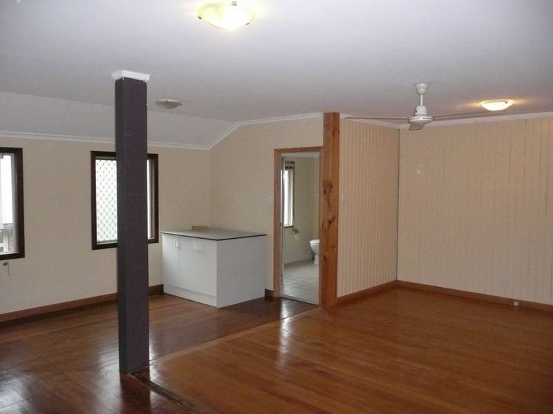 37-39 Smith Street, Cairns North QLD 4870