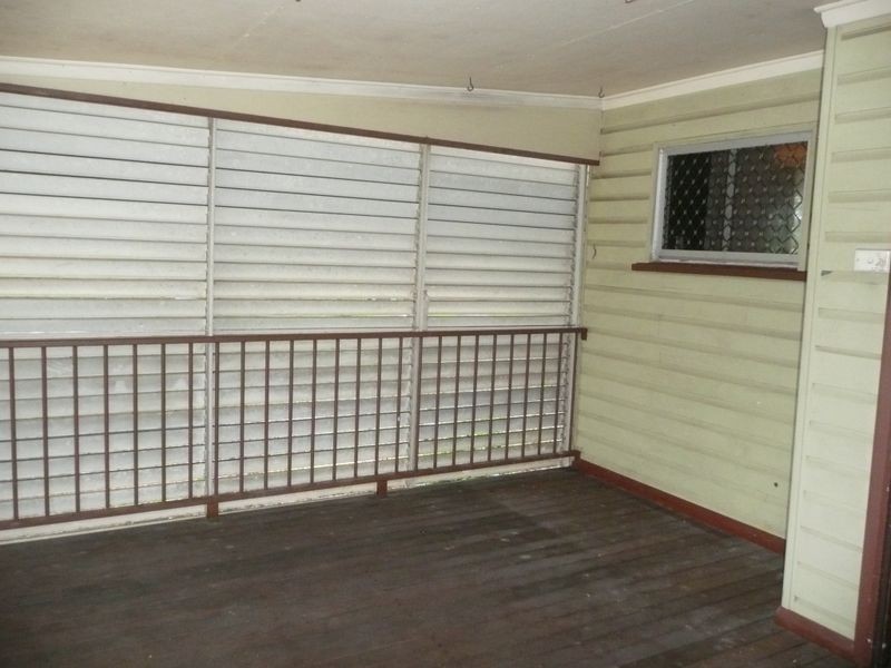 37-39 Smith Street, Cairns North QLD 4870