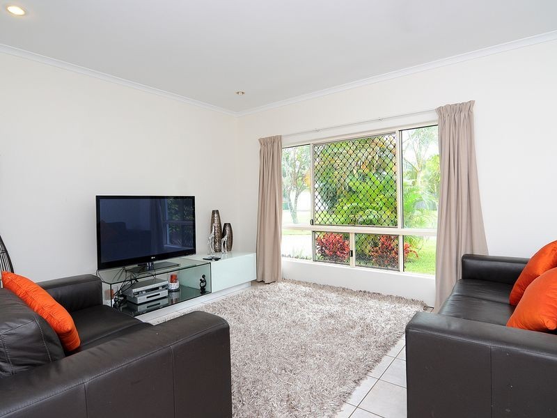 3 Windamere Close, Brinsmead QLD 4870