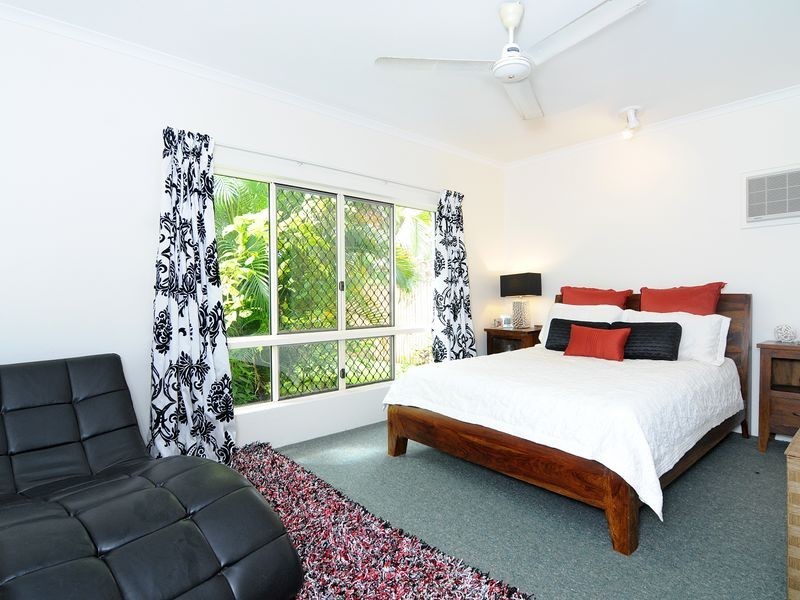 3 Windamere Close, Brinsmead QLD 4870