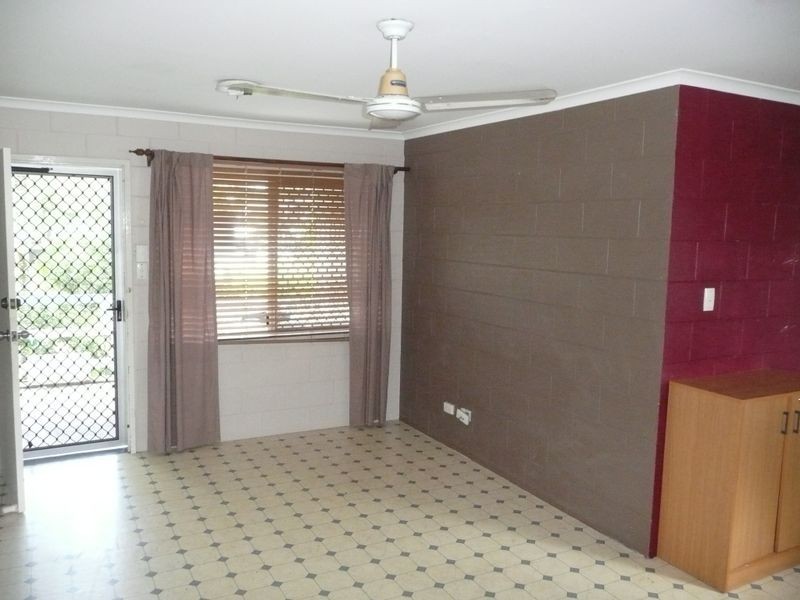 5/98 Pease Street, Manoora QLD 4870