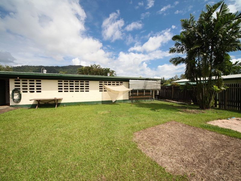 30 Pepperina Street, Mooroobool QLD 4870