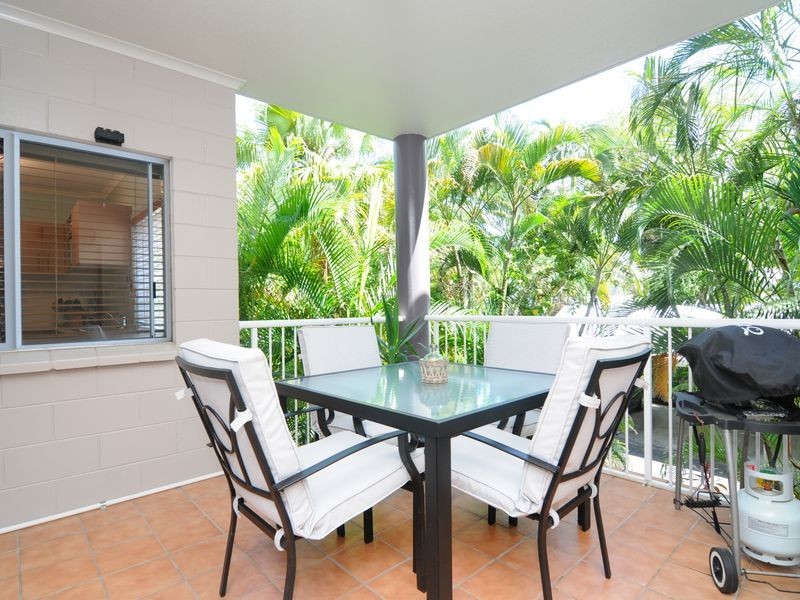 4/40 Old Smithfield Road, Freshwater QLD 4870