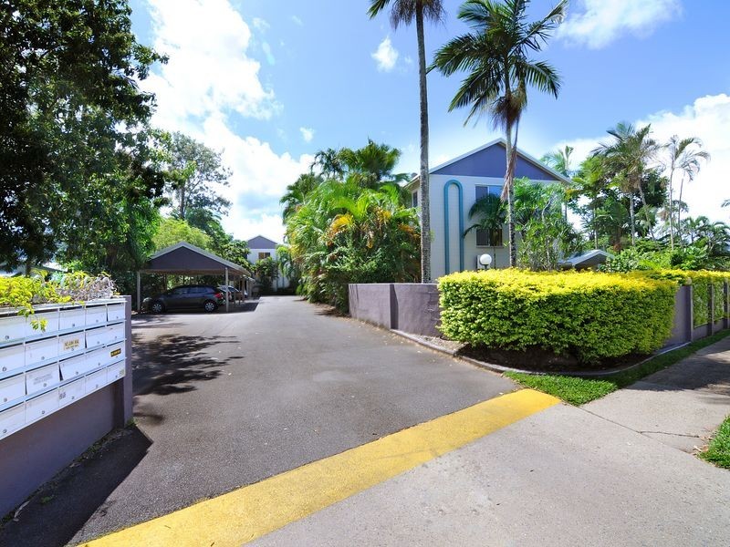 4/40 Old Smithfield Road, Freshwater QLD 4870