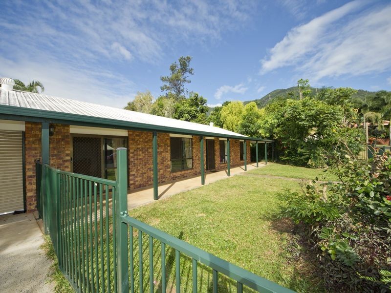 174 Harvey Road, Redlynch QLD 4870