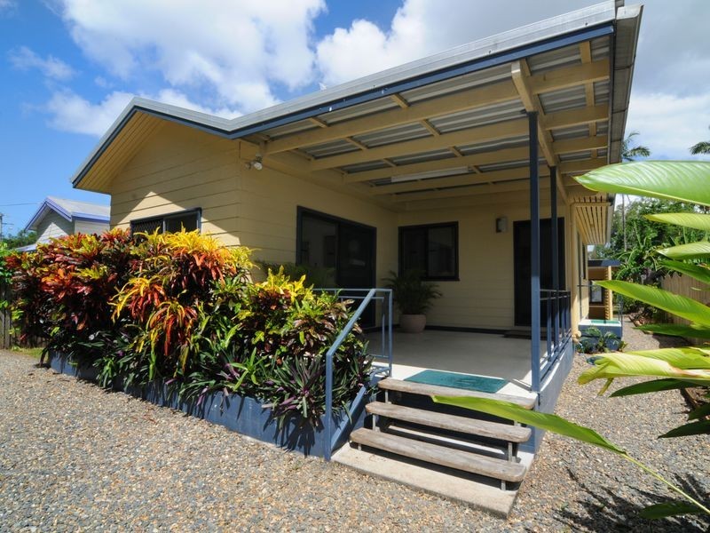 5 Behan Street, Manunda QLD 4870