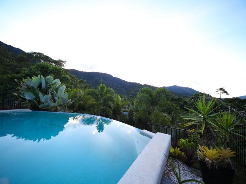 3 Osprey Close, Bayview Heights QLD 4868