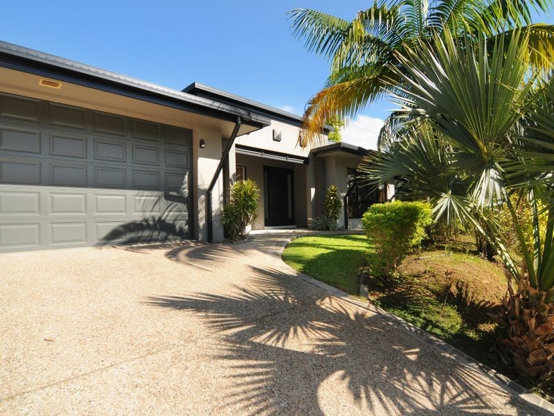 13 Chapel Close, Brinsmead QLD 4870